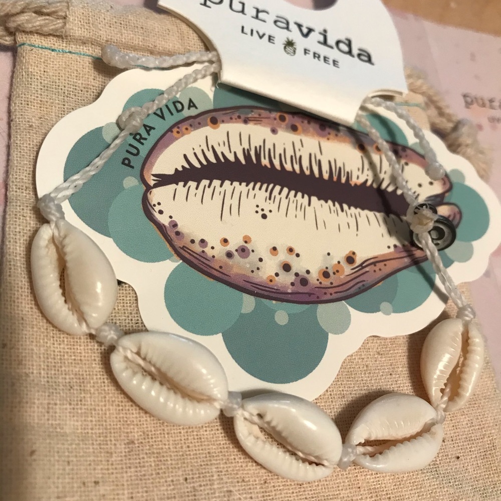 Pura Vida Knotted Cowries Bracelet!!